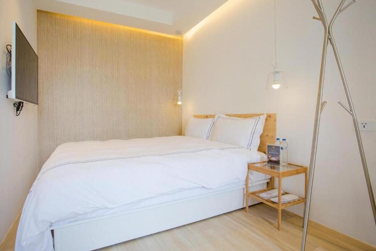 טאיצ'ונג Mini West Hotel מראה חיצוני תמונה