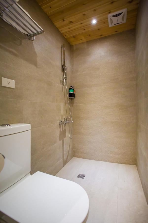 טאיצ'ונג Mini West Hotel מראה חיצוני תמונה