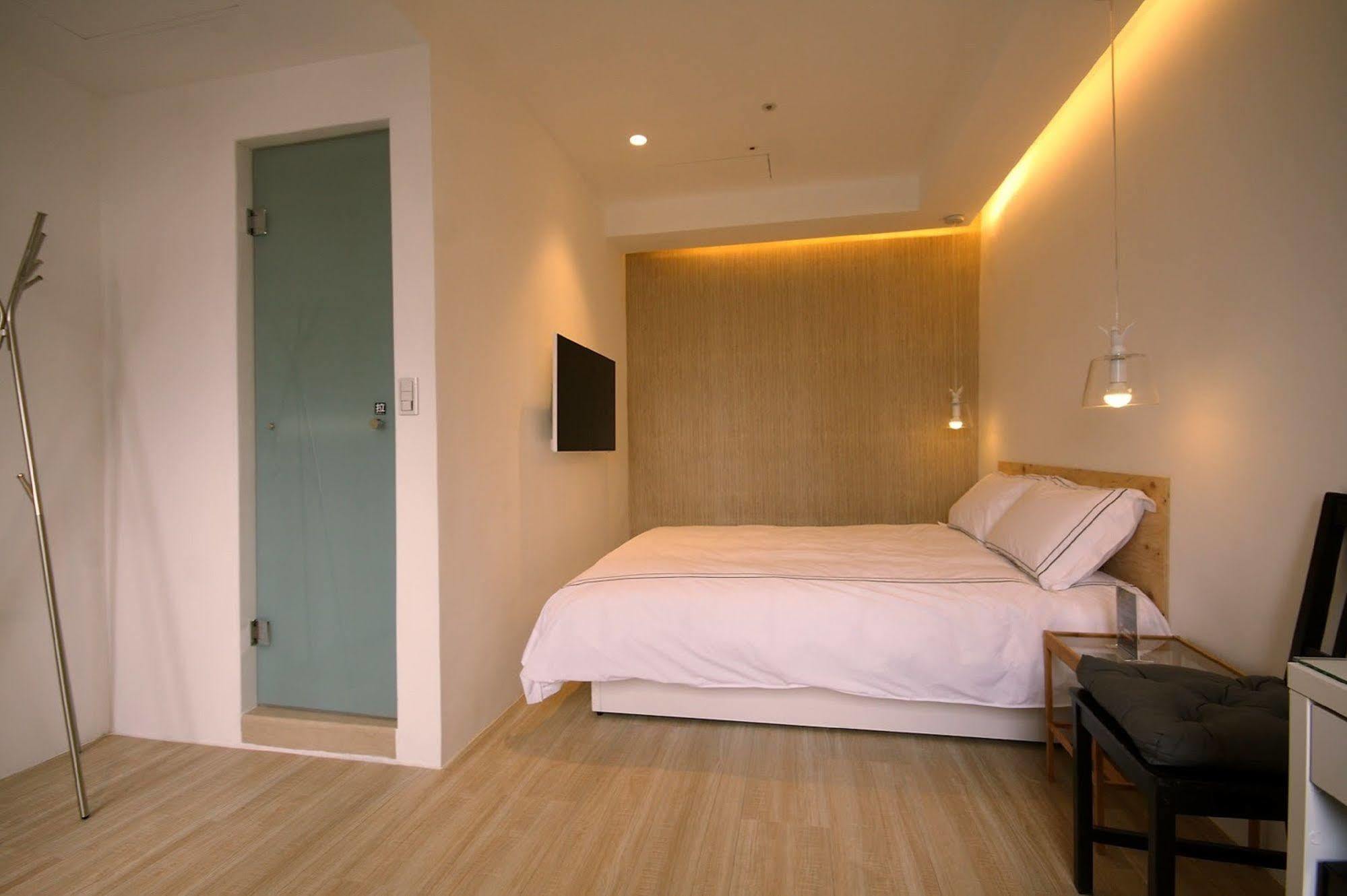 טאיצ'ונג Mini West Hotel מראה חיצוני תמונה